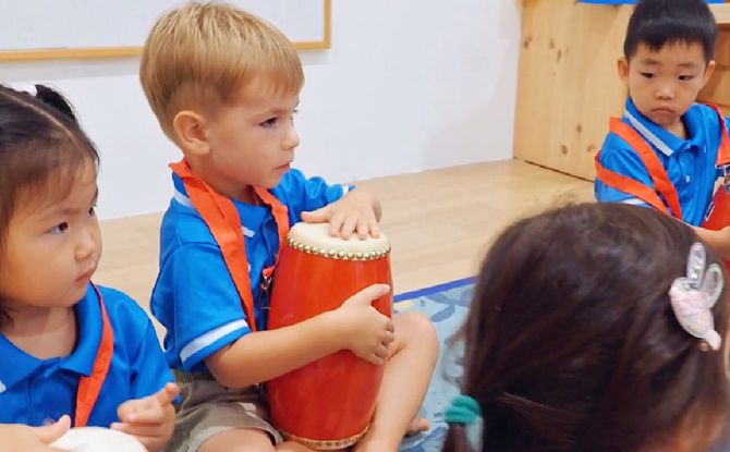 KinderBridge Bilingual Preschool & Student Care: Where Kids Are Nurtured To Succeed In Mind & Heart 3 At KinderBridge, children get to appreciate different cultures and perspectives from a young age.