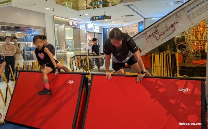 Unleash Your Inner Ninja: Obstacle Course At The Centrepoint & Jumptopia Playgrounds At Frasers Property Singapore Malls This June Holidays 5 Kiztopia Ninja Trials Parent Child