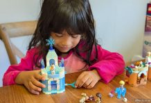LEGO Disney 43278 Frozen Mini Arendelle Castle & Elsa's Ice Palace Review