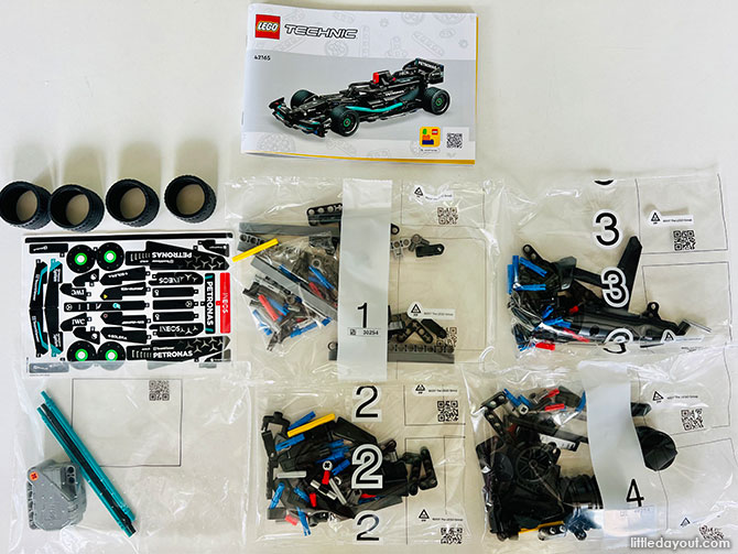 LEGO Technic 42165 Mercedes-AMG F1W14E Pull-Back: For Fans of F1 and Technic