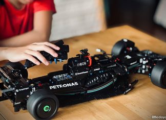 LEGO Technic 42171 Mercedes-AMG F1W14E Performance Review