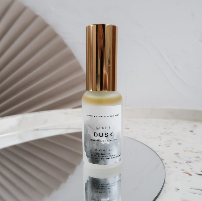 Light Dusk Organic Room & Linen Perfume Mist