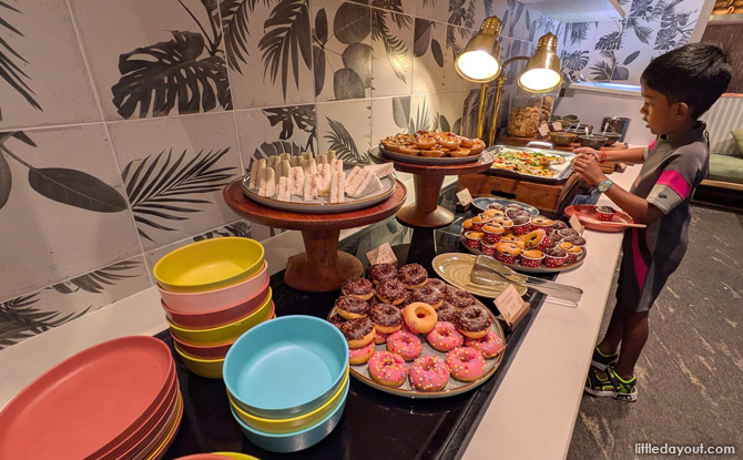 Mandai Rainforest Resort by Banyan Tree: Family Staycation Review 20 a kids section with their favourite sweets like jellybeans, chocolate and a ice-cream corner.