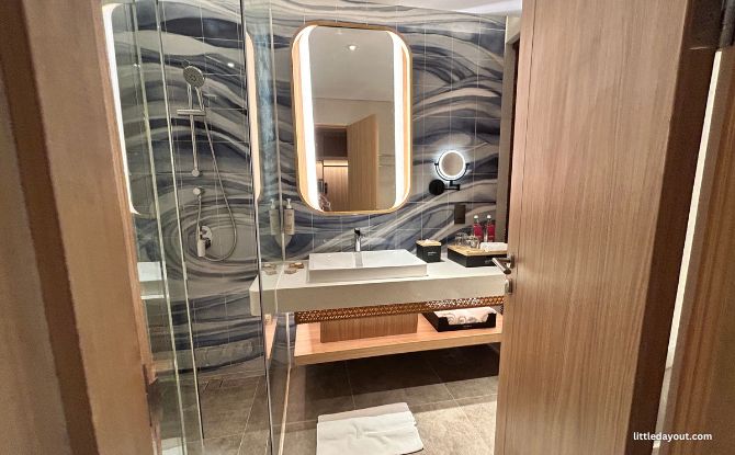 Mövenpick Resort & Spa Bintan Lagoon: Family Getaway Guide At Bintan’s New Kid On The Block 4 Ocean view room bathroom