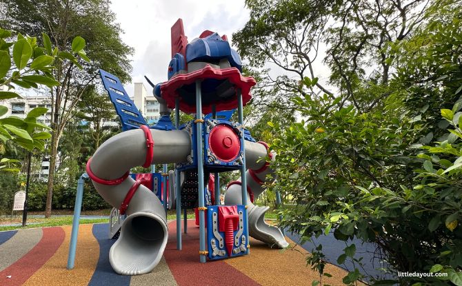 Palm View Garden Playground: Transformer In Disguise? 1 Palm View Garden Transfomer Playground