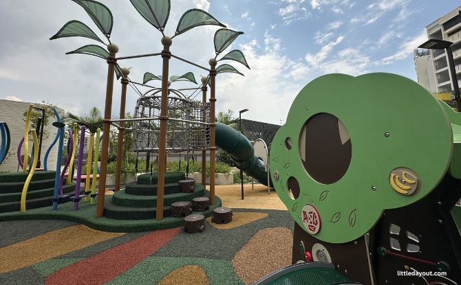 Parc Point Playground At The Knolls: Whimsical Rooftop Garden 2 Treehouse with Cute Ringers for Younger Kids