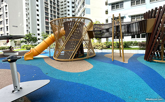 Play Towers at Block 653A Waterway Sunrise II