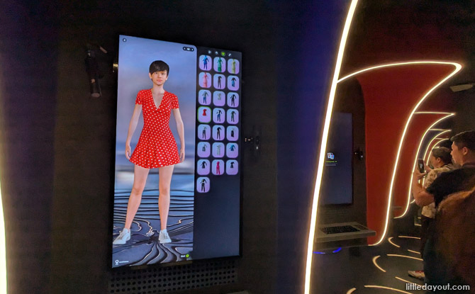 Singapore SG60 Heart&Soul Experience At Orchard Library 3 creating our avatars at futuristic phone booths