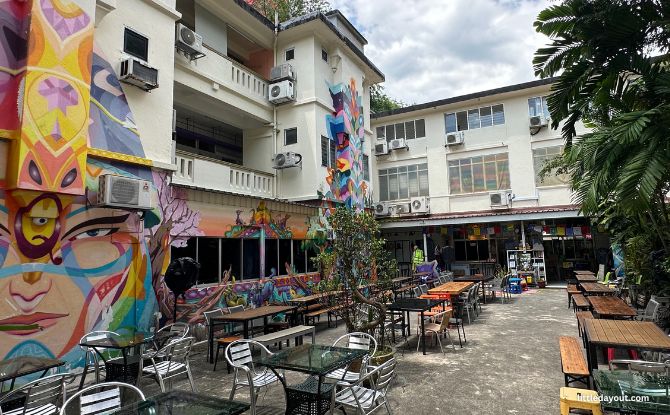 SLA25 Rediscovery Trail: Explore 25 Places Around Singapore & Discover Their Stories 5 195 Pearl’s Hill Terrace: Art Enclave
