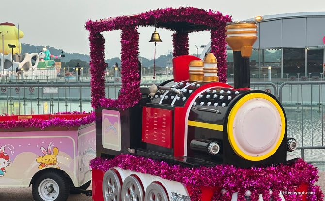 Sanrio Characters Moonlit Garden: VivoCity Celebrates Mid-Autumn Festival With Lanterns, Carnival & More 4 Sanrio-themed Mini Express Train