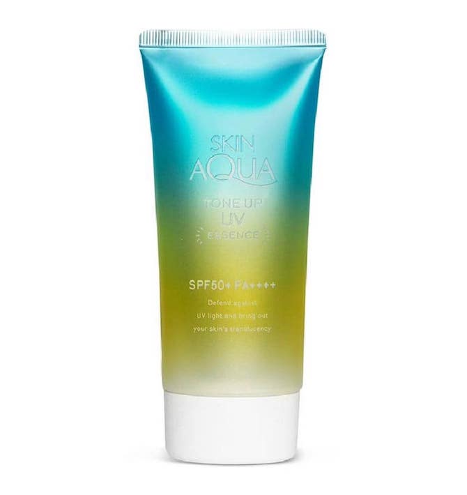 Sunplay Skin Aqua Tone Up UV Mint Green Essence