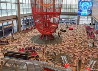 Changi Airport Terminal 4 Playgrounds: T4 Chandelier Slide, Chandelier Playground & Arcade Games T4 chandelier PG-01