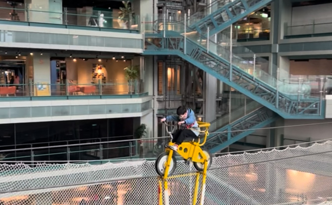 Day 10 – Science, Robots & Night Market Throwback