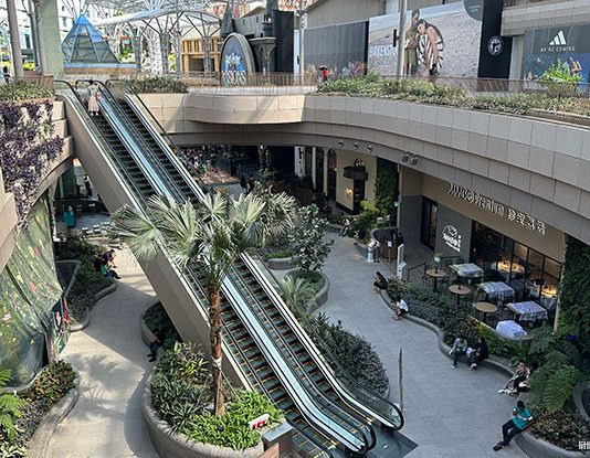 WEAVE: Mall At Resorts World Sentosa With Food & Retail Shops Across 3 Levels