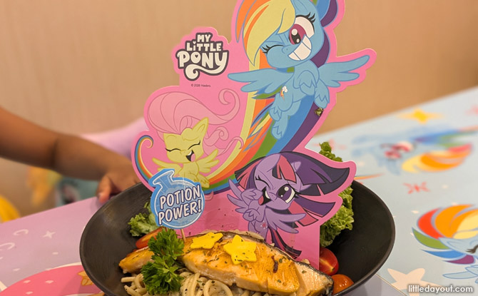 My Little Pony Gallops Into Wong Fu Fu: Themed Food, Magically Pretty Drinks And Blind-box Fun 4 We’re Magic Together Grilled Salmon Truffle Cream Pasta ($23.90)