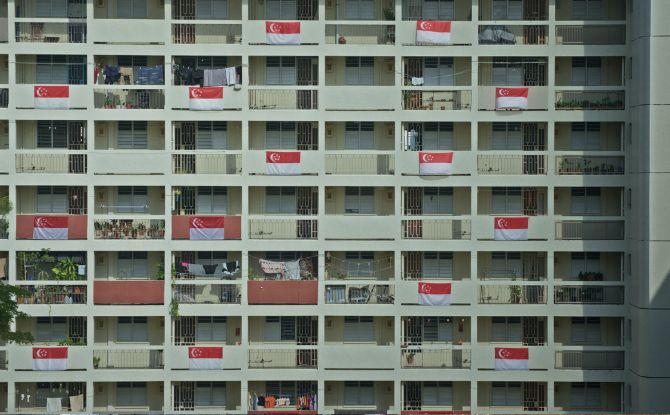 We Are All Strangers Film Review: Singapore's Layers Unpeeled 4 Who Should Watch this Film? Everyone!