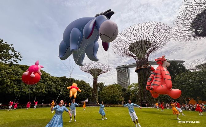 Children's Festival 2026: Winnie the Pooh Turns Gardens by the Bay Into Singapore’s Ultimate Family Playground! 2 7-meter-tall inflatables