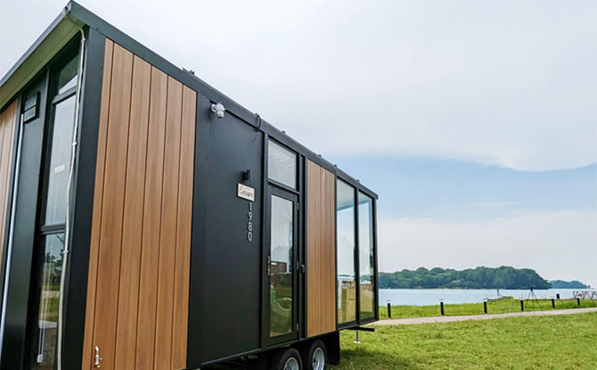 Tiny House at Lazarus Island 