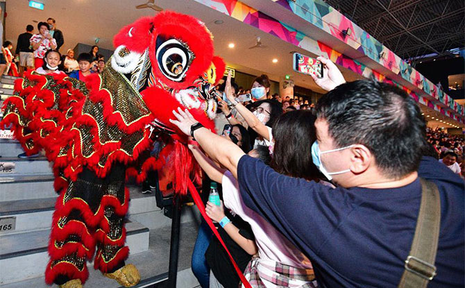 Chingay@Heartlands Heads To Tampines: Here's What To Expect & Where To Catch The Floats