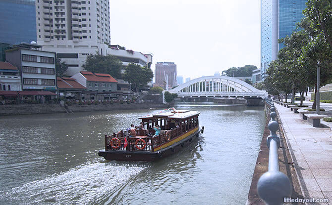 View of Elgin Bridge from the north bank of the Singapore River.