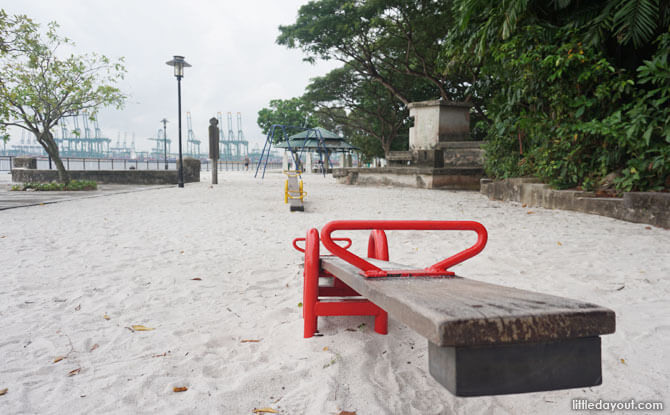 Seesaw, Labrador Park