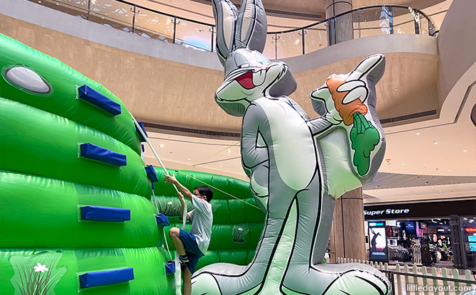 Looney Tunes-themed inflatables