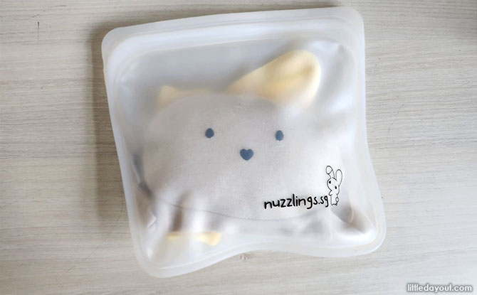 Food-grade silicon pouch. Nuzzlings Nana Review