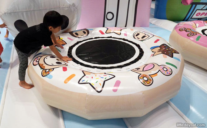 Bouncy donuts