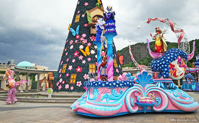 Parade Time at Everland Theme Park with Kids