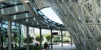 a12-bayfront-plaza-gardens-by-the-bay-singapore