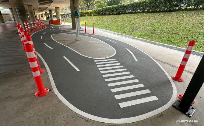 Ang Mo Kio Mini Road Safety Park: Play Under The MRT Tracks 2 zebra crossing