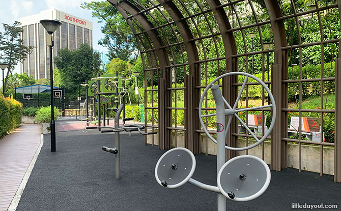 3-generation fitness corners around Yan Kit Playfield