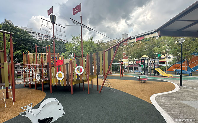 Beauty Garden Park: Playground Fun In The Neighbourhood At Bukit Batok Beauty Garden Park: Playground Fun In The Neighbourhood At Bukit Batok