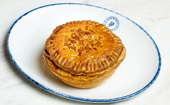 National Day Special Food & Limited-Time Menu Items 2026 6 Beef Rendang Pie