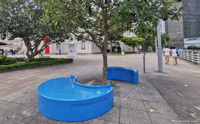 A Micropolyphonic Stage, Near Stamford Raffles Statue