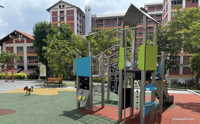 Bishan North Neighbourhood Park: New Swings At The Oval 8 More Around the Area