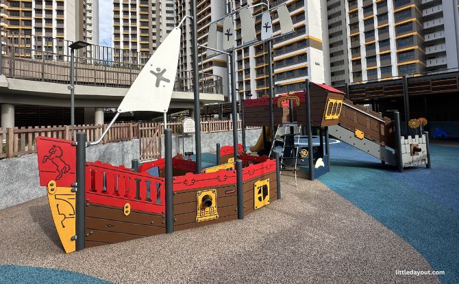 Bishan Ridges Playground: Search For The SS Minnow 8 The Ship!