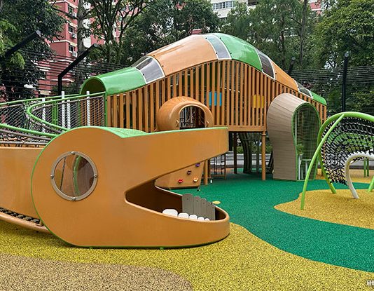 Brontosaur Park: Dinosaur Playground In The Pasir Ris Neighbourhood