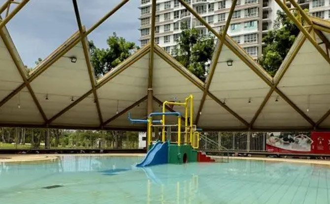 Best Public Swimming Pools With Slides & Water Play For Kids 10 bukit batok swimming pool