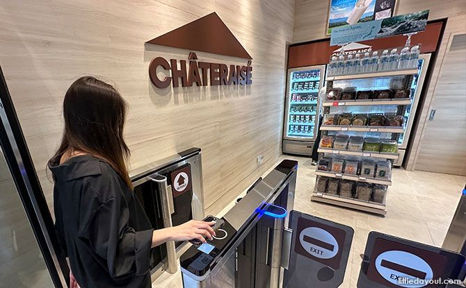 Chateraise Unmanned Store Opens At Bukit Batok West