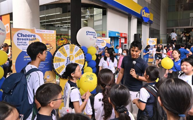 Cheers Breakfast Club: 12,000 Free Breakfast Bundles For P6 PSLE Students 2 Cheers Breakfast Club kicks off at Ang Mo Kio Hub Cheers store