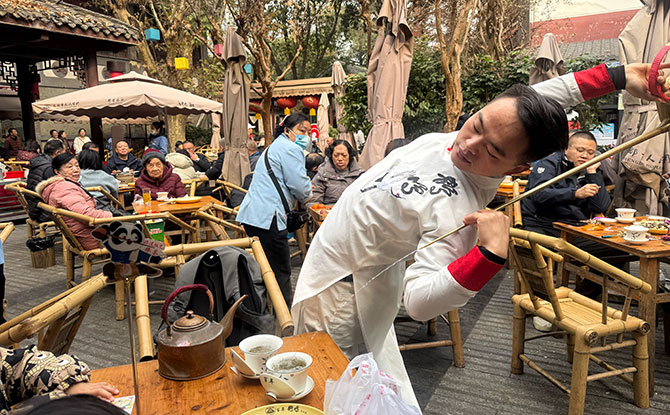 Chengdu With Kids: 8D7N Family-Friendly Holiday – More Than Just Pandas 15 People’s Park