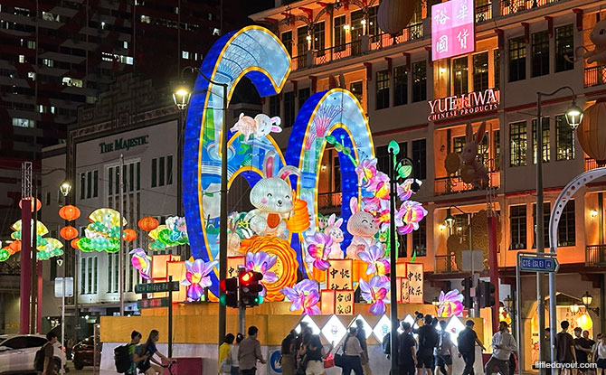 Chinatown Mid-Autumn Festival 2025: Light-Up To Celebrate Mid-Autumn In Singapore 2 sculptural tribute to SG60