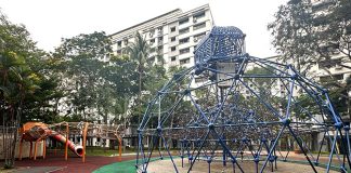 Circle Green Park: Three Playgrounds Including A Climbing Pyramid