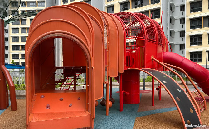 Costa Grove Playgrounds: Lobster Play, Mudskipper Slide & More 2 Entering the lobster playground