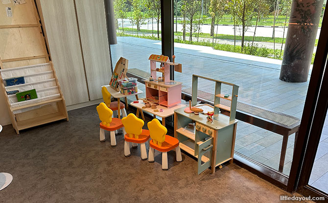 A.T. GLACE – Gelato & Boba Tea café