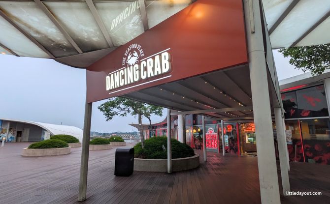 Dancing Crab Review: Enjoy Seafood Right Next To Sentosa 1 Dancing Crab at VivoCity