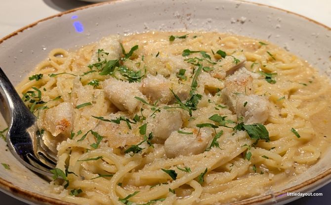 Dancing Crab Review: Enjoy Seafood Right Next To Sentosa 5 Crab Cacio e Pepe,