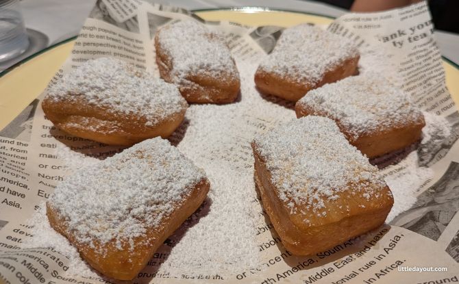 Dancing Crab Review: Enjoy Seafood Right Next To Sentosa 8 freshly made and fried beignets