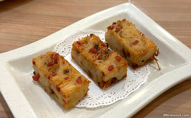 Crispy Mee Sua Kueh with Chinese Sausage